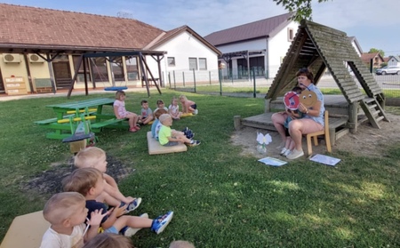 Pravljice-oživijo-v-senci (3)